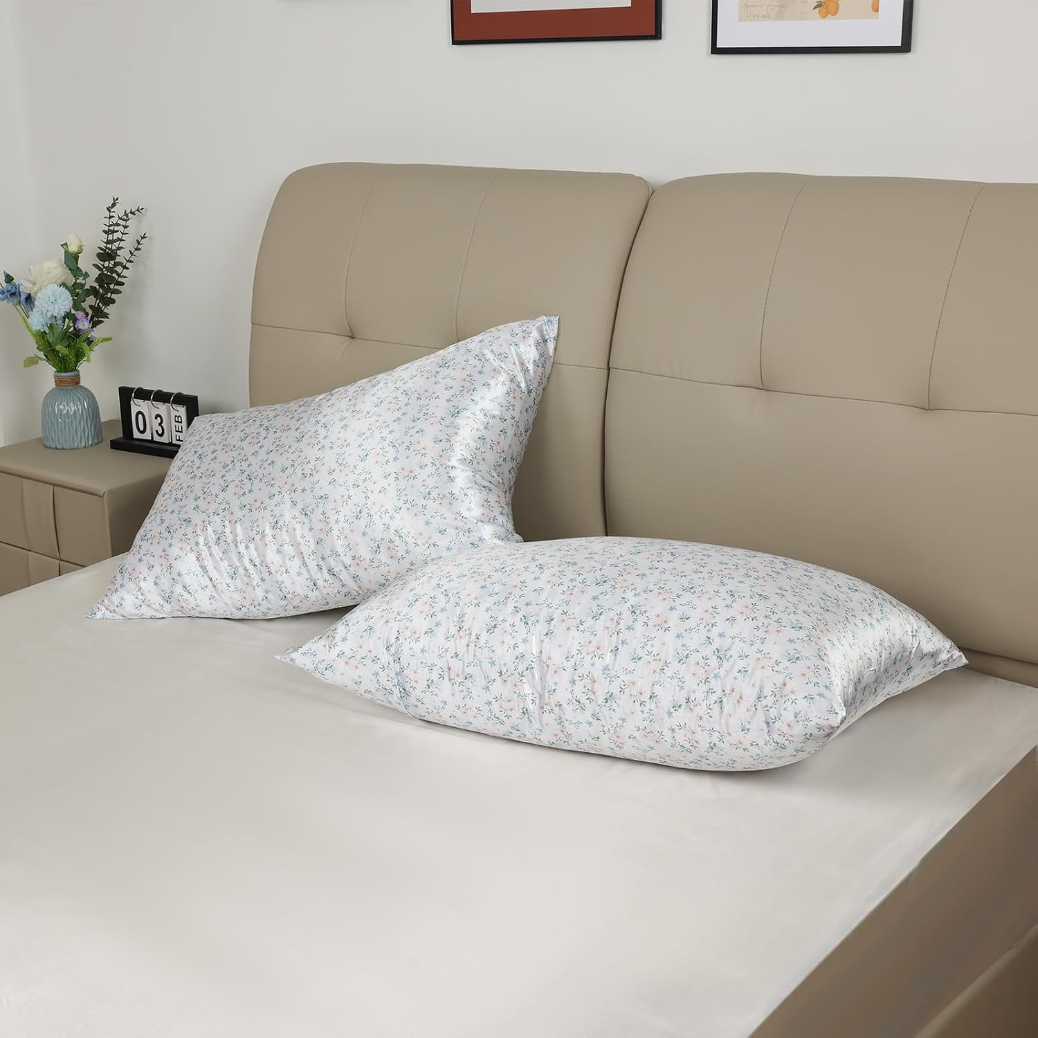 image:imageLirex Silky Satin Pillowcase with Zipper Closure Polyester Satin Pillow Cover for Hair Smooth Floral Pattern with Cream Leopard 20 x 26Cream Floral
